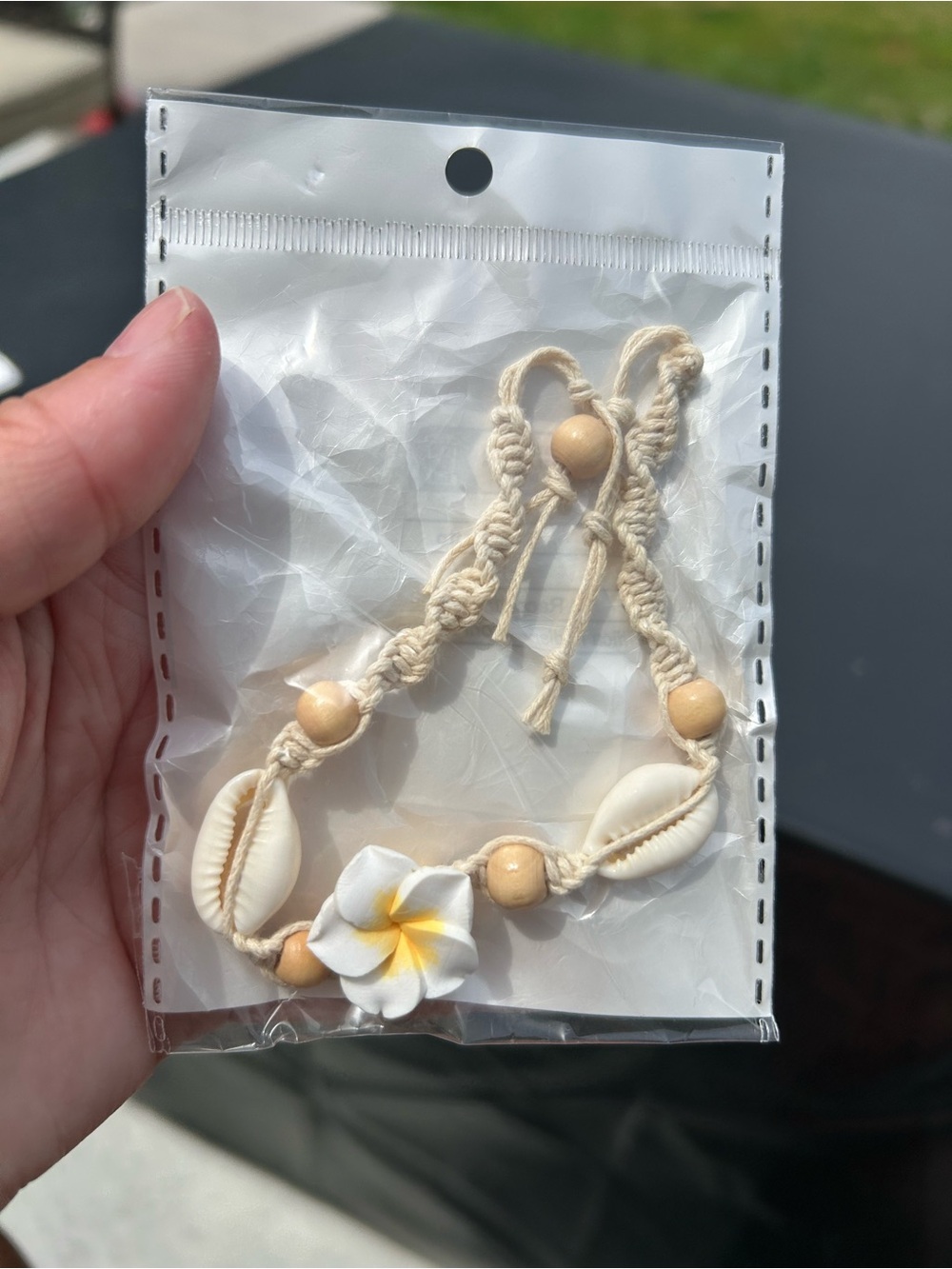 5/$25 Handmade Macramé Shell & Plumeria Anklet - Cream & Yellow